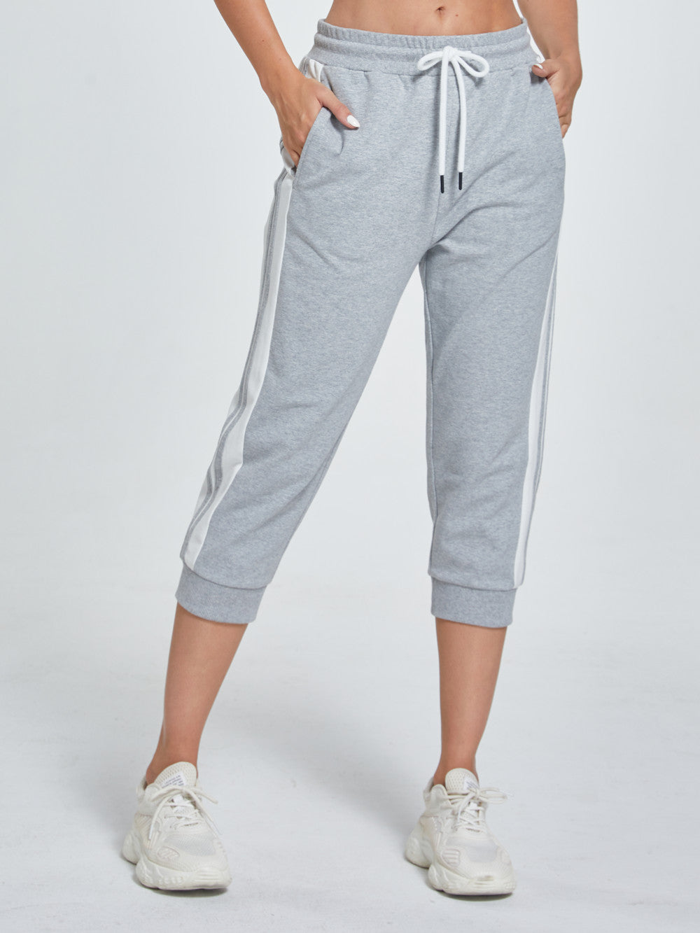 SPECIALMAGIC Capris for Women Capri Sweatpants Capri Joggers Casual Summer Pockets Cropped Pants Elastic Active