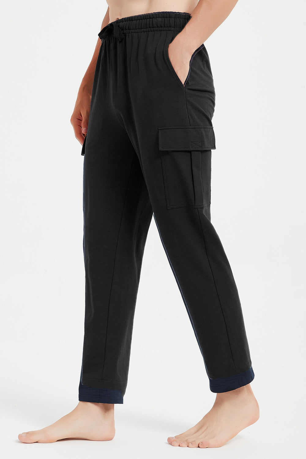 Men's Wide Leg Sweatpants with Cargo Pockets
