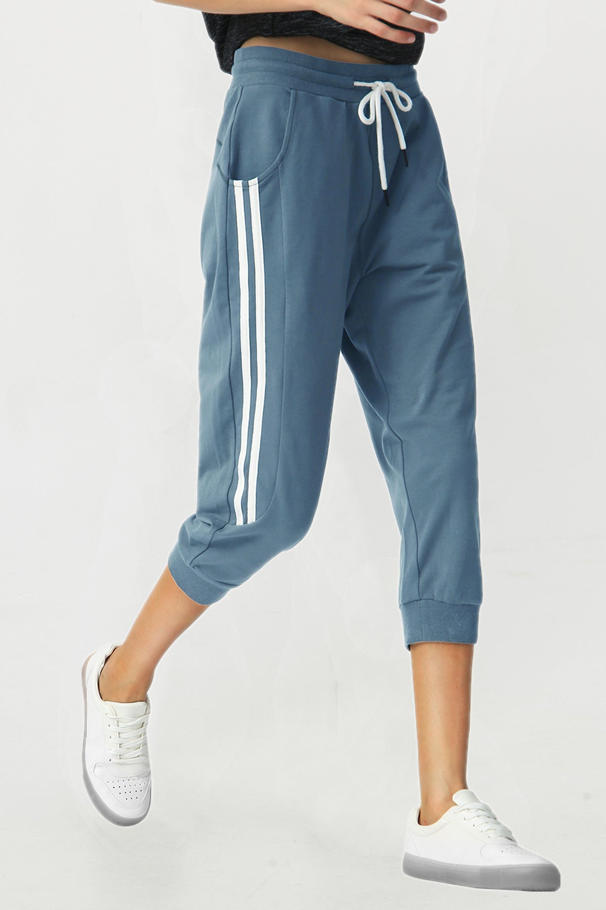 Capri Jogger Sweatpants for Women Cropped Joggers Casual Camo with Pockets Gym Running PULI SPECIALMAGIC