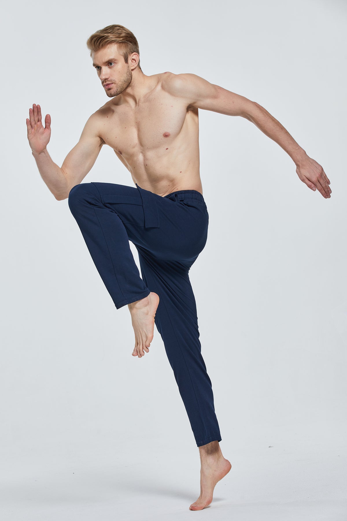Men's Wide Leg Sweatpants with Cargo Pockets